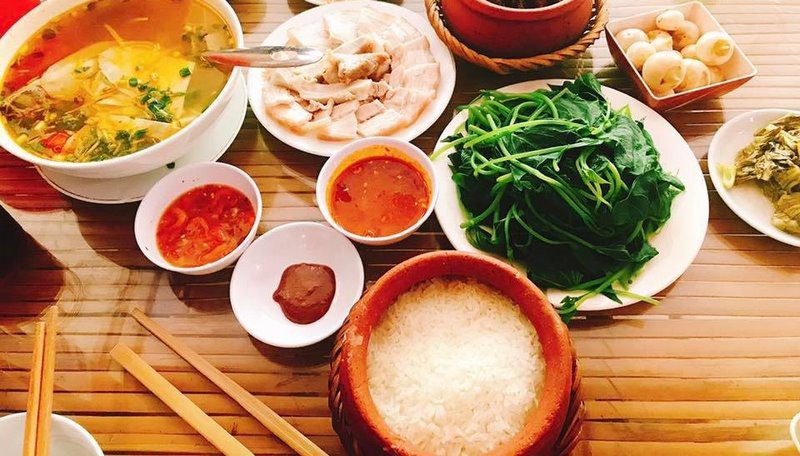 Top 5 quán ăn tối ở Bình Dương nhất định bạn phải ghé 4 Cơm niêu Tiên Phú mang nét đặc trưng riêng không lẫn vào đâu được