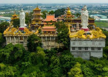 Chùa Châu Thới được mệnh danh là nơi bồng lai tiên cảnh