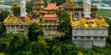 Chùa Châu Thới được mệnh danh là nơi bồng lai tiên cảnh