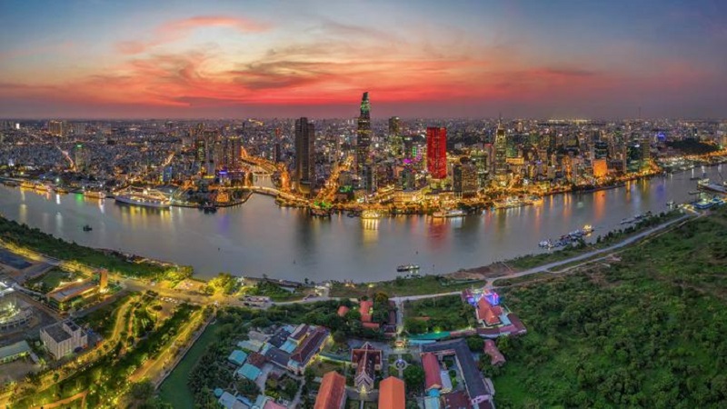 Bất Động Sản Vùng Ven TP.HCM: Cơ Hội Mới Cho Nhà Đầu Tư và Người Dân 2 Bất Động Sản Vùng Ven TP.HCM: Cơ Hội Mới Cho Nhà Đầu Tư và Người Dân