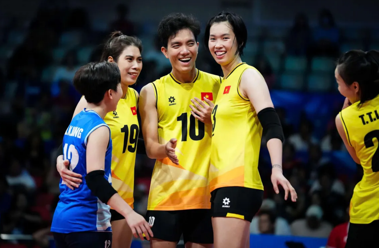 Đội tuyển sinh viên Trường Đại học Thủy lợi chuẩn bị cho kỳ thi Olympic Vật lý toàn quốc 2025