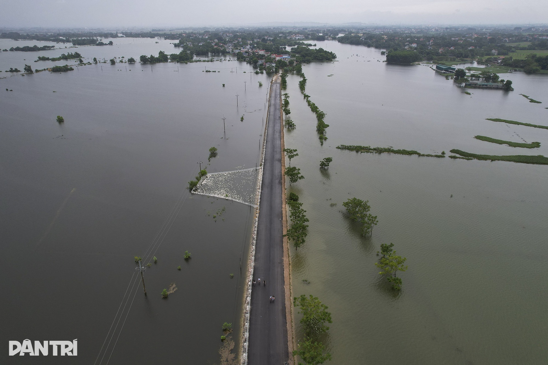 Mưa lớn tại miền Trung và Tây Nguyên: Nguy cơ lũ quét và sạt lở đất gia tăng
