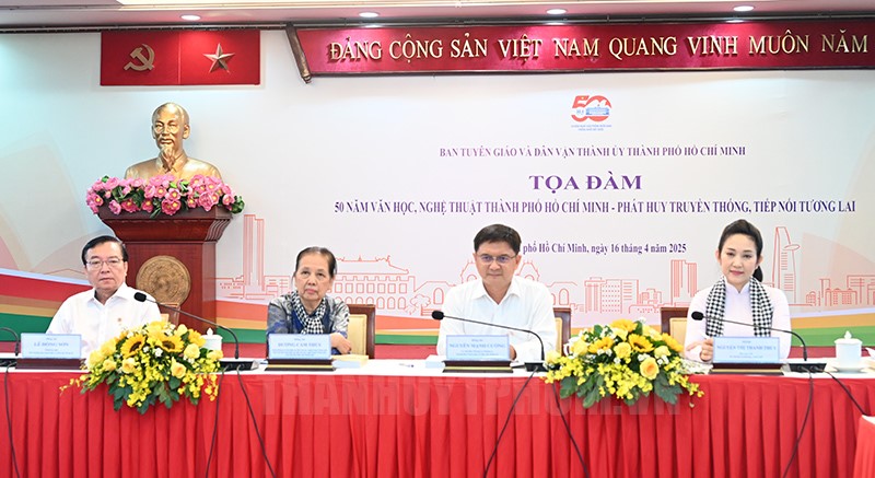 Vụ việc học sinh lớp 8 bị nhóm bạn vây đánh tại Trường THCS An Điền gây chấn động 2 Vụ việc học sinh lớp 8 bị nhóm bạn vây đánh tại Trường THCS An Điền gây chấn động