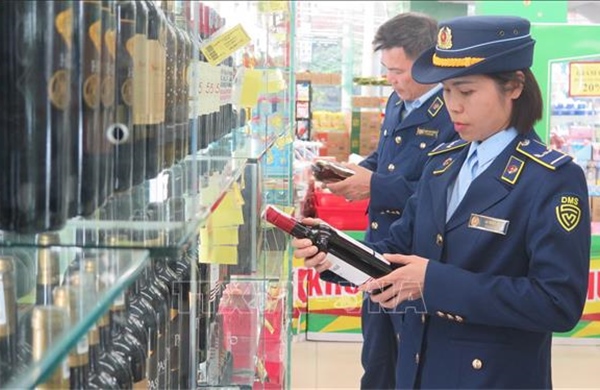 Bắt “hiệp sĩ” Nguyễn Thanh Hải - Cảnh tỉnh cho những người mang danh bảo vệ cộng đồng 2 Bắt “hiệp sĩ” Nguyễn Thanh Hải - Cảnh tỉnh cho những người mang danh bảo vệ cộng đồng