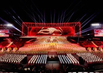 Huyền thoại nghệ thuật múa Dương Lệ Bình giới thiệu vũ kịch “Khổng tước” tại Hà Nội