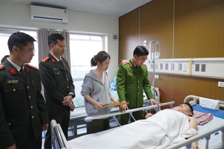 Tin tức nổi bật: Từ vụ tấn công công an đến sự kiện thu hồi sản phẩm nguy hiểm