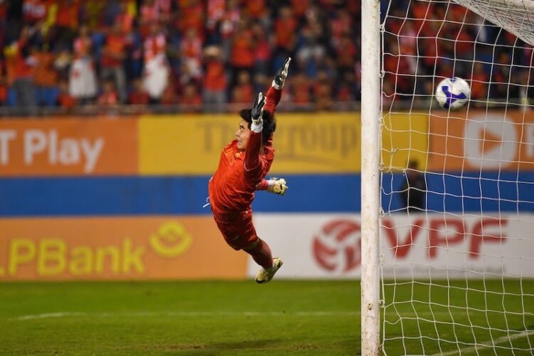 HAGL gây sốc khi đánh bại Ninh Bình tại V-League